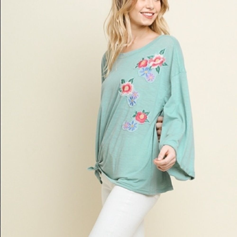 FLORAL Applique Long Wide Rolled Sleeve Round Neck Top with Front Side Waist Tie